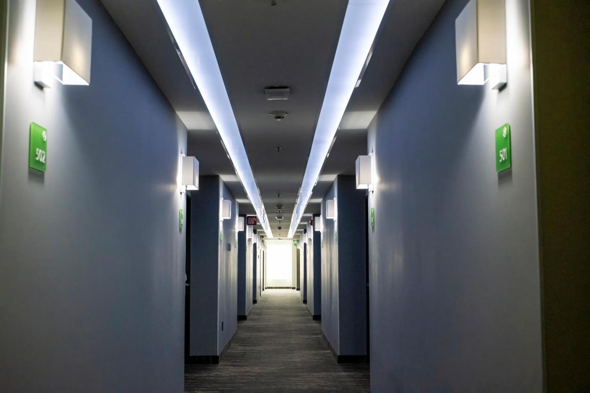 Holiday Inn Uruapan By Ihg Exterior photo